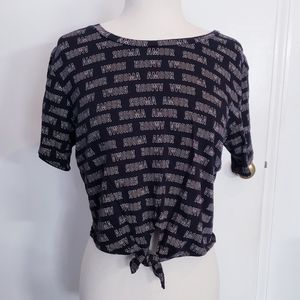 AMOUR Tie Front Tee